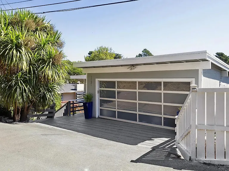 1131 W California Ave — Photo 42