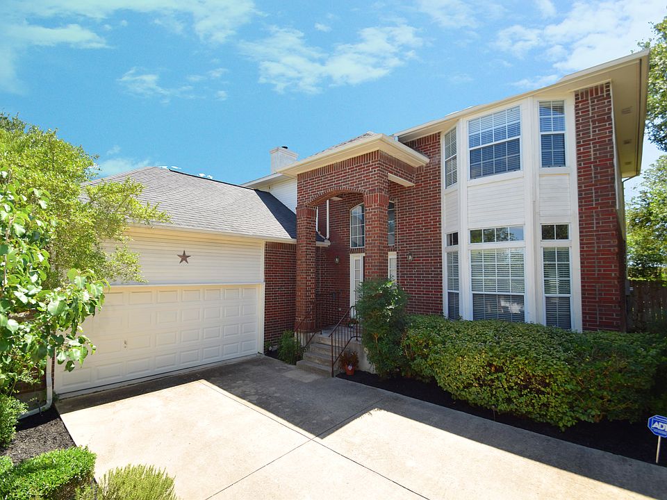 1st image of 19507 Encino Crown