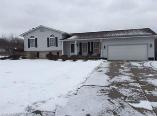 3637 Meander Reserve Cir, Canfield, OH