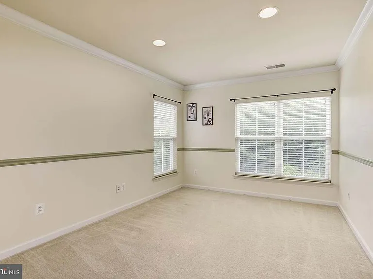 23222 Grayling Ter — Photo 28