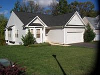 1st image of 918 Riverdale Cir
