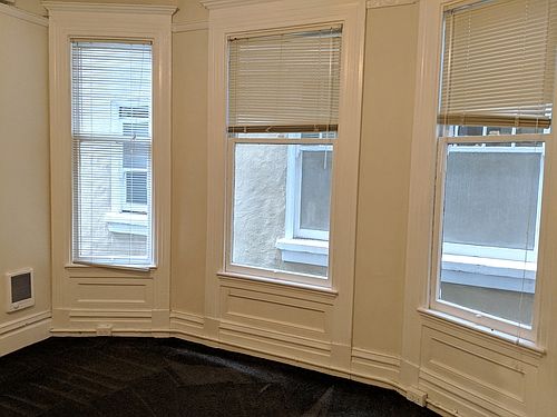 3rd image of 104 Frederick St #A