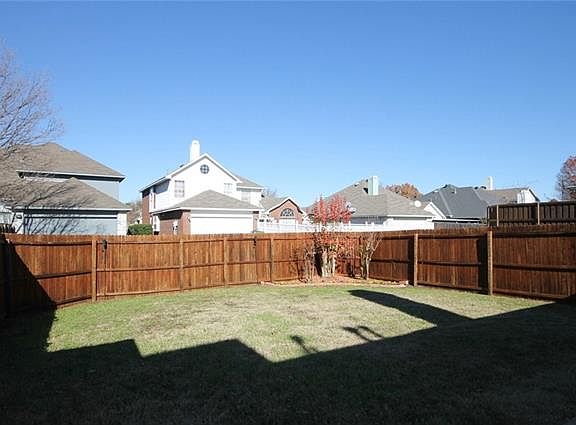 3rd image of 2614 Crosslands Dr