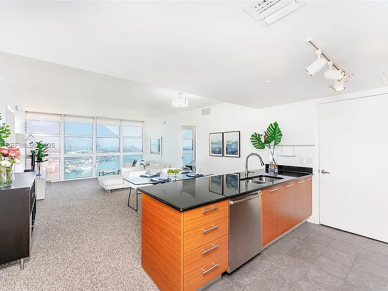 50 Biscayne Blvd #4104 — Photo 3