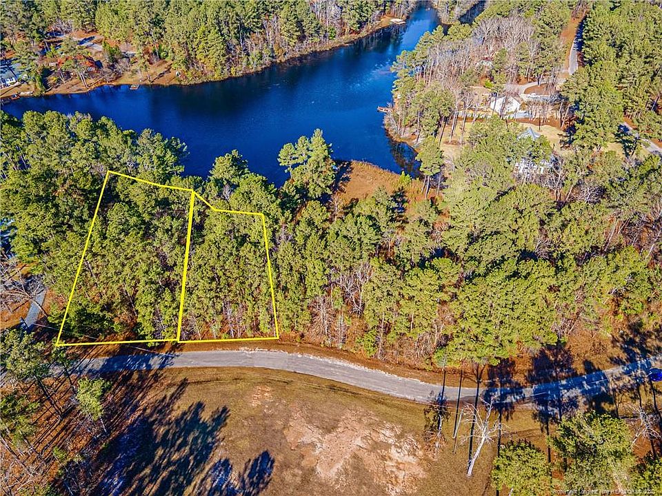 1st image of Lakewood Dr