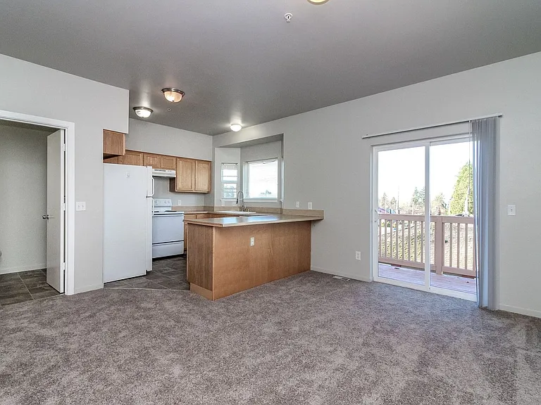 10830 SE 192nd St — Photo 13
