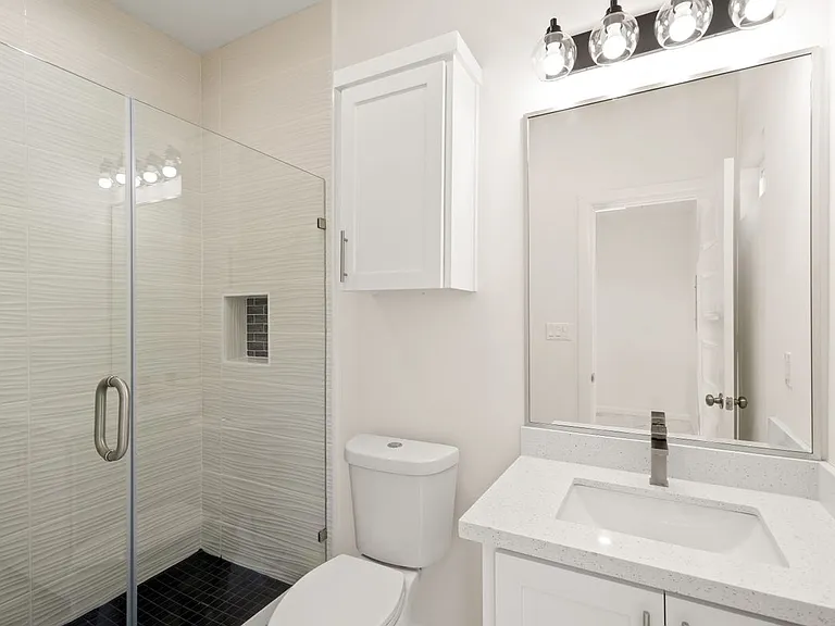 504 N Emerald Ave — Photo 6