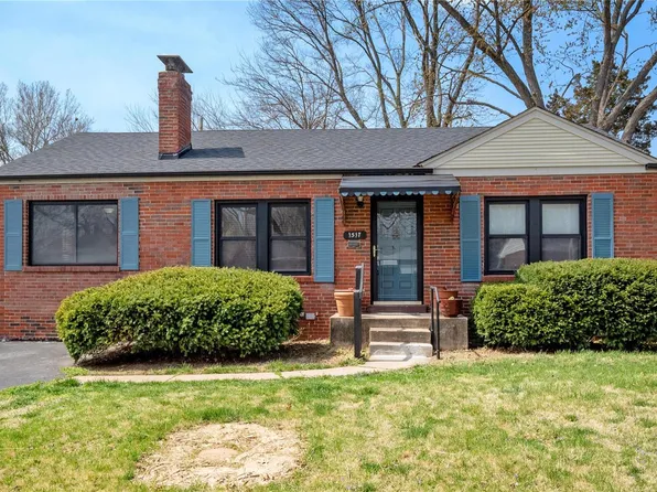 1517 Eastmont Pl, Saint Louis, MO 63130