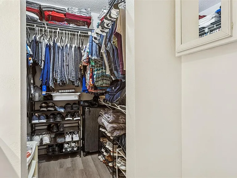 7501 Dolonita Dr #7501 — Photo 19
