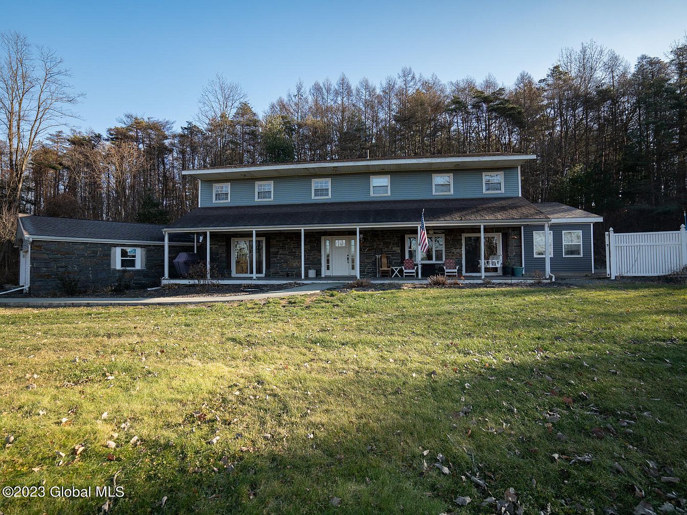 1st image of 1515 Duck Pond Road