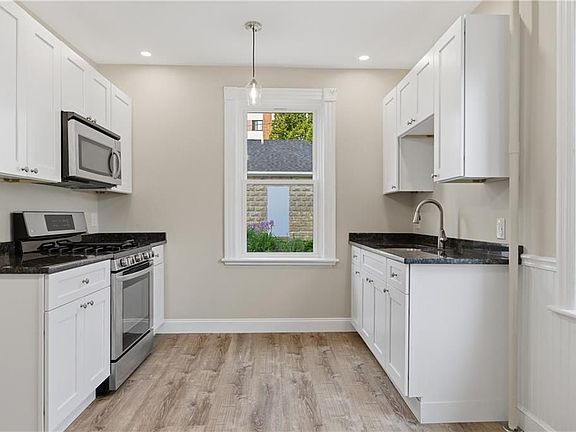 2nd image of 54 Furnace St #1