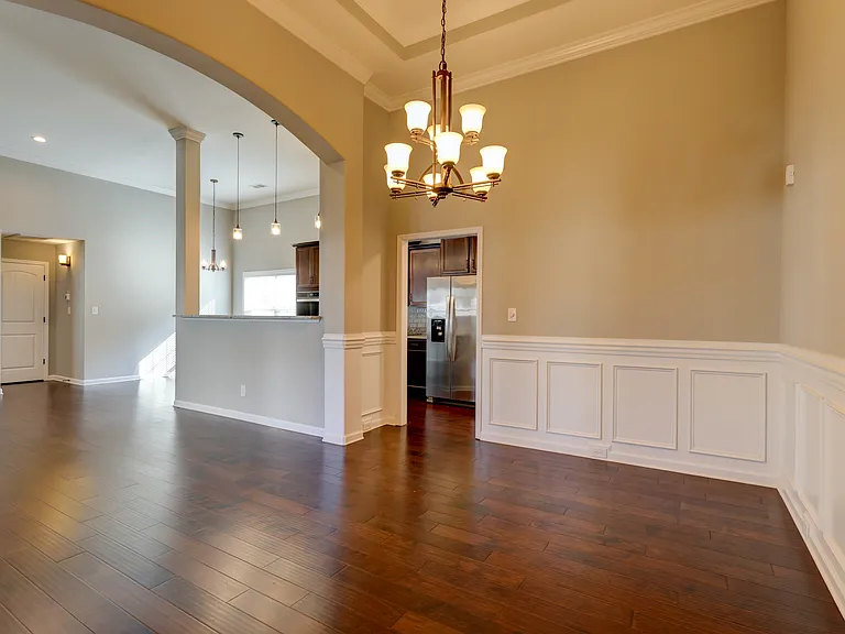 1008 Meadowview Ln — Photo 11