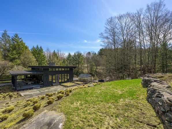 5015 Crow Hill Rd, Chatham, NY 12037