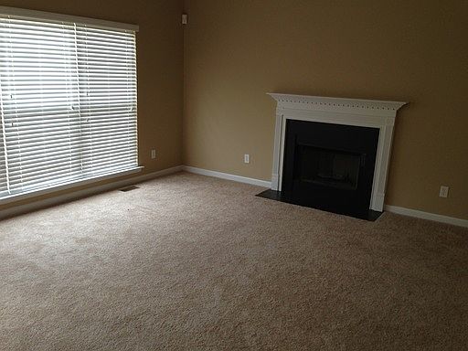 2nd image of 245 Kenmore Park Dr
