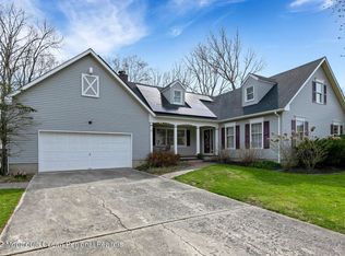 2536 Chalet Dr, Wall Township, NJ 08736