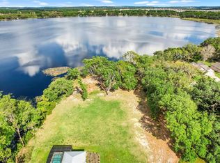 Middle St, Groveland, FL 34736