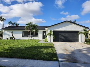 2000 W 23rd St, Riviera Beach, FL 33404