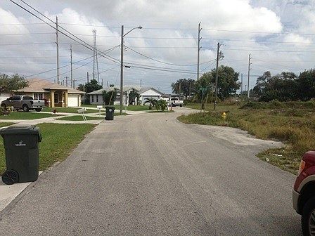 3rd image of 1861 NW 28th St