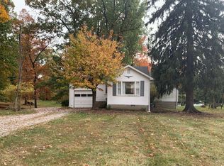 670 Garden Rd, Zanesville, OH 43701