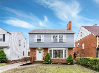 3658 Avalon Rd, Shaker Heights, OH 44120