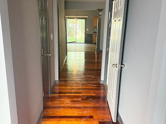 5th image of 3152 Creston Park Ct
