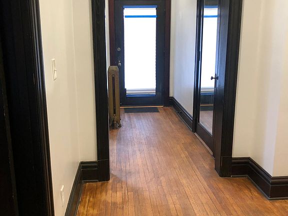 5th image of 3437 Pestalozzi St #2