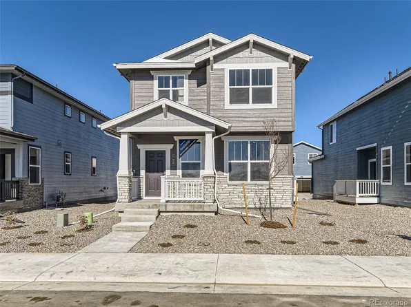 725 Aspen Avenue, Bennett, CO 80102