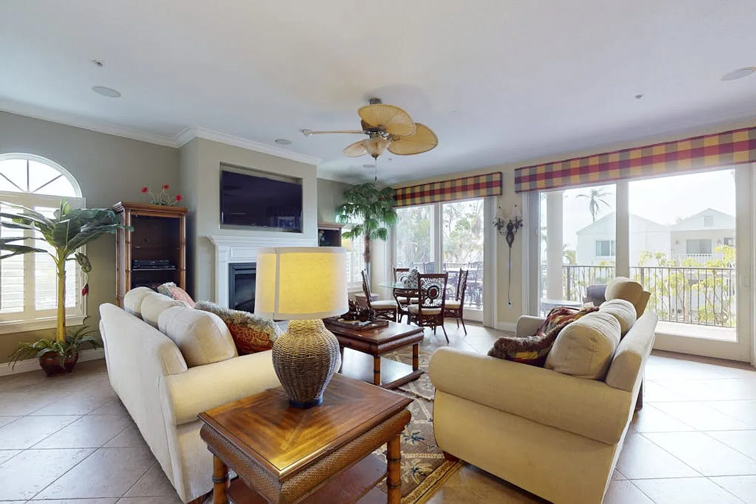 3 bed, 2.0 bath, 2131 sqft, $6,478 — Photo 1