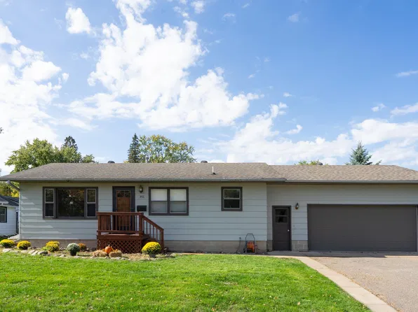 912 SE 12th St, Brainerd, MN 56401