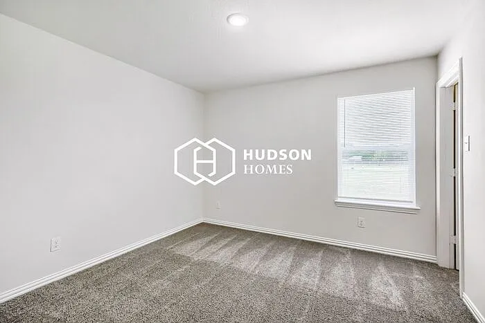 106 Kainos St — Photo 8