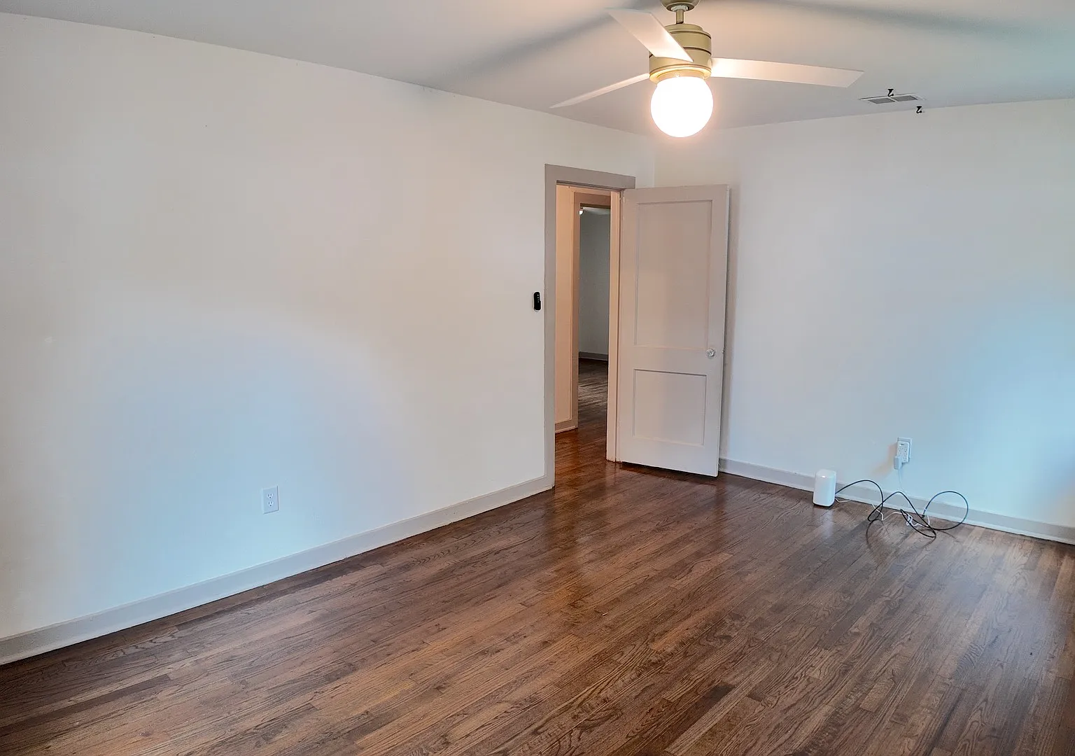 2150 Texas Ave — Photo 4