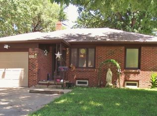 1820 S Fabrique Dr, Wichita, KS 67218