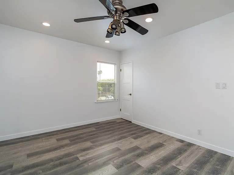 3683 Empire Dr — Photo 12