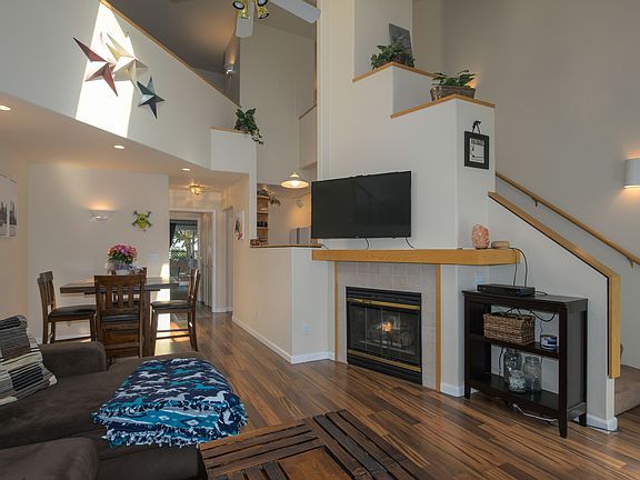 5th image of 9008 NE 54th St Unit 12D