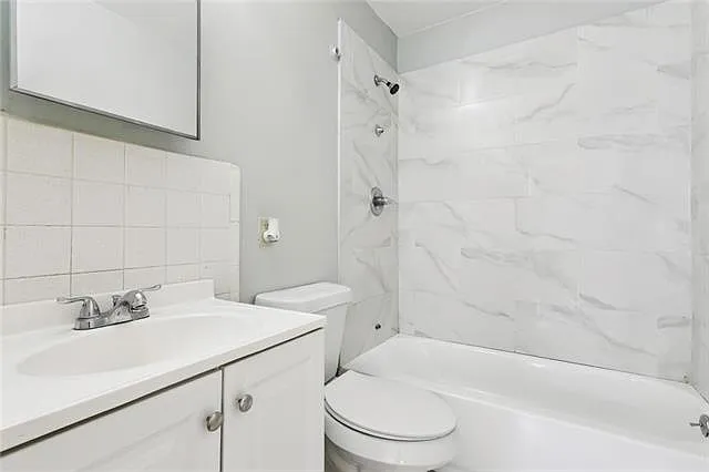 2123 Browning Ln — Photo 6