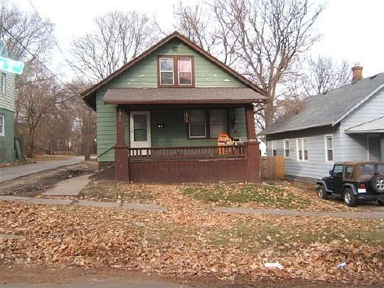 1st image of 1015 Andrews St