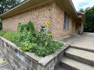 106 Choice St APT 6, Kilgore, TX 75662