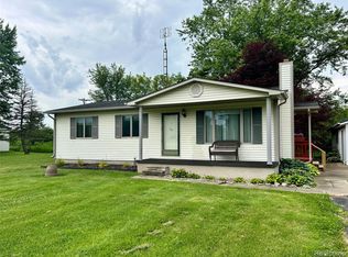 6577 N Lapeer Rd, Fostoria, MI 48435