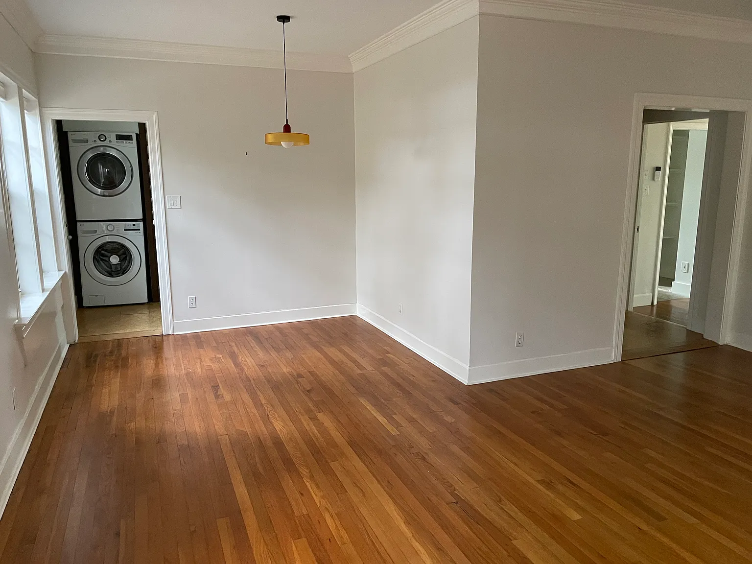3 bed, 1680 sqft, $5,200 — Photo 1