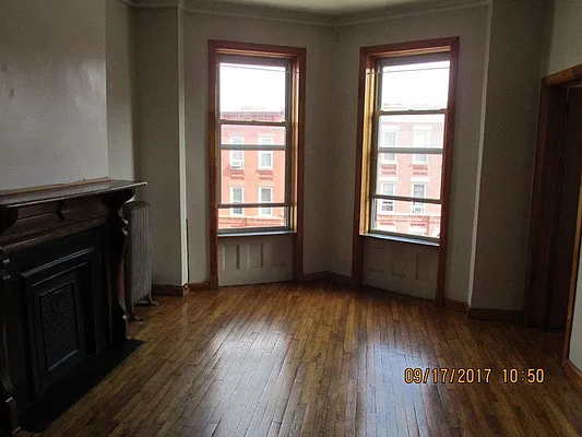 Rented by Windsor Homes Realty Corp | media 14