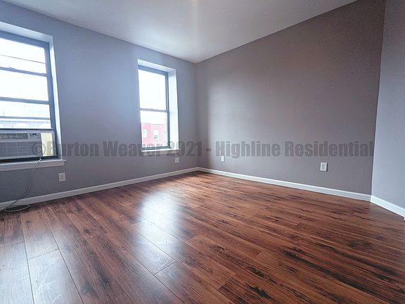 3rd image of 483 5th Ave APT 4L