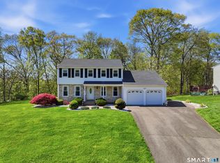 39 Tall Pines Ln, Rocky Hill, CT 06067
