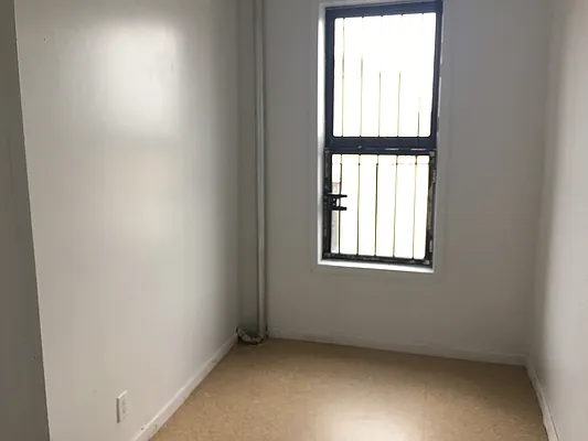 Rented by Mauro Bros Real Estate Services LLC | media 22