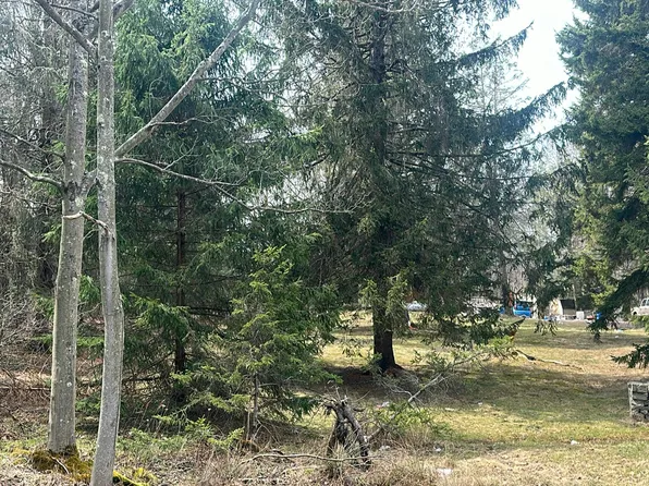 331 Stoney Hollow Rd, Pocono Pines, PA 18350