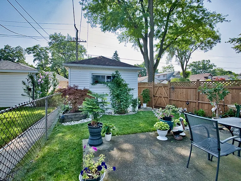 5974 W Miami Ave — Photo 6