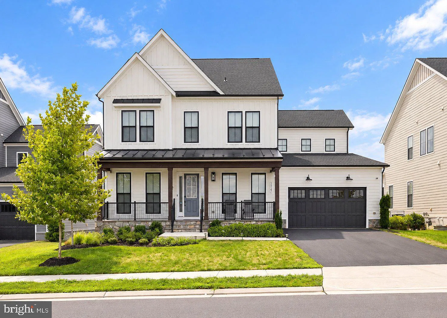 6 bed, 5.5 bath, 5180 sqft, $5,995 — Photo 1