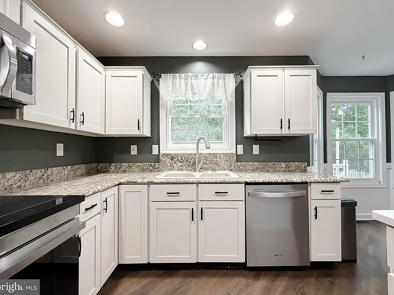 20797 Red Rose Ct — Photo 12