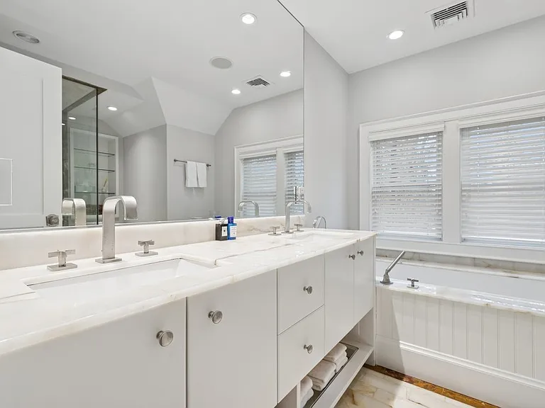 124 Willow St — Photo 34