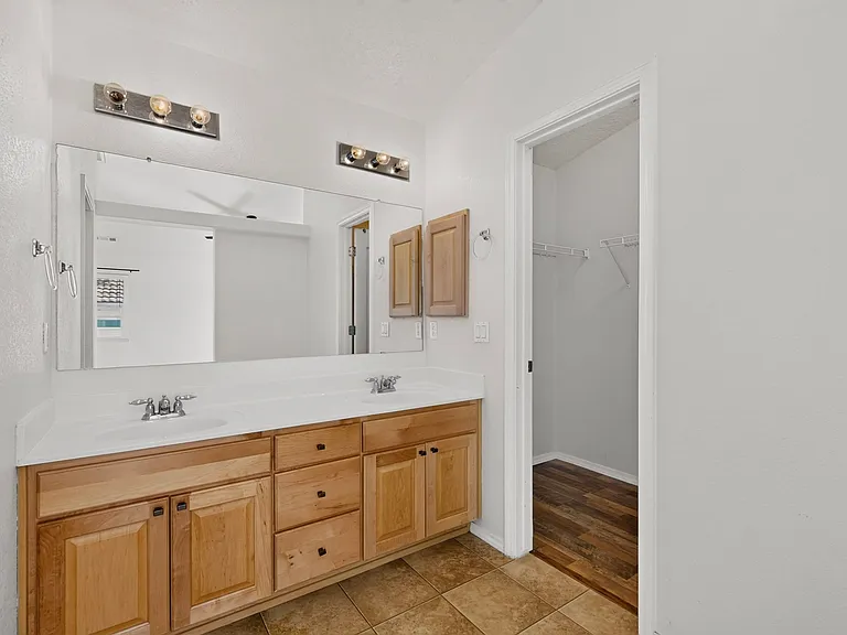 2323 Margarita Dr SE — Photo 26