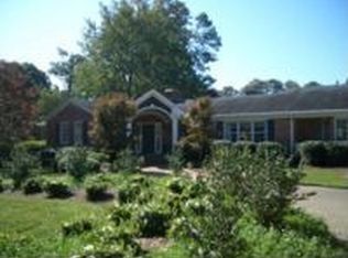 158 Pinewood Rd, Virginia Beach, VA 23451